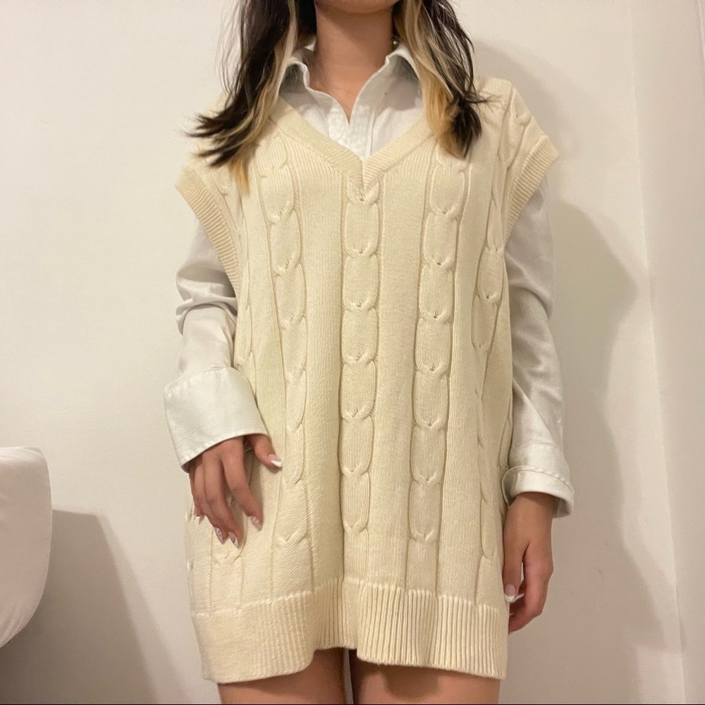 Oversized Cotton Cream Sweater Vest
